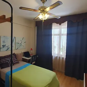 Проживание в семье Feeling At In Center 5 Minutes Walk To The Atakoey Metro Station & Metrobus, Стамбул